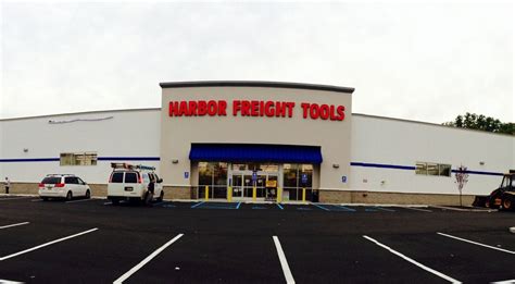 The line continues into New. . Harbor freight staten island